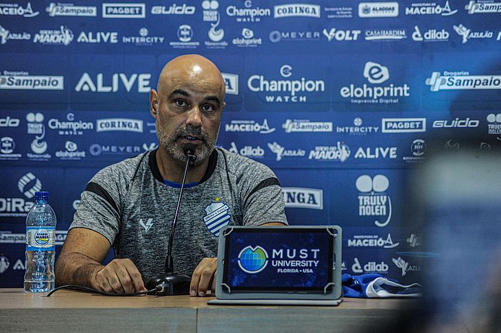 Cristian de Souza, novo treinador azulino