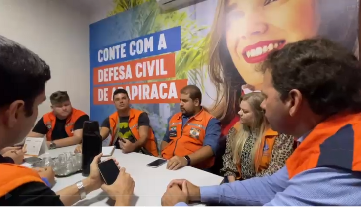 Reunião entre integrantes das Defesas Civis de Arapiraca, Maceió e Estado