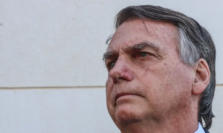 Defesa do ex-presidente argumentou que Moraes não pode ser interessado e ao mesmo tempo juiz do caso