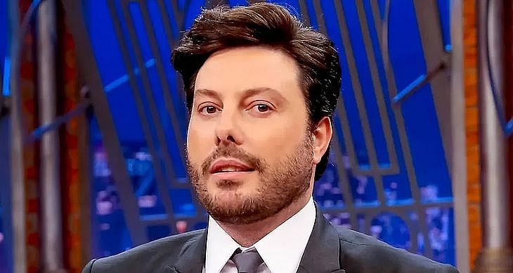 Humorista, apresentador e ator brasileiro, Danilo Gentili revelou seu diagnóstico de autismo em 2020
