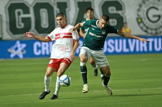 CRB empata com o Goiás e Daniel Paulista revela futuro no clube