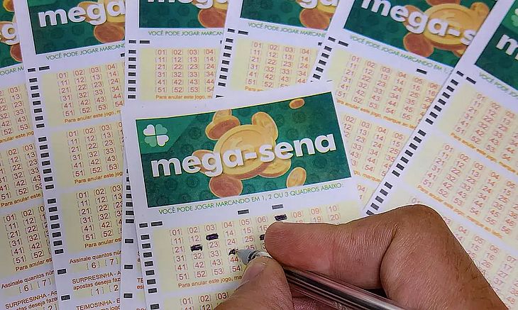 Em Alagoas, 63 apostas fizeram as quatro dezenas e levaram R$ 854 cada