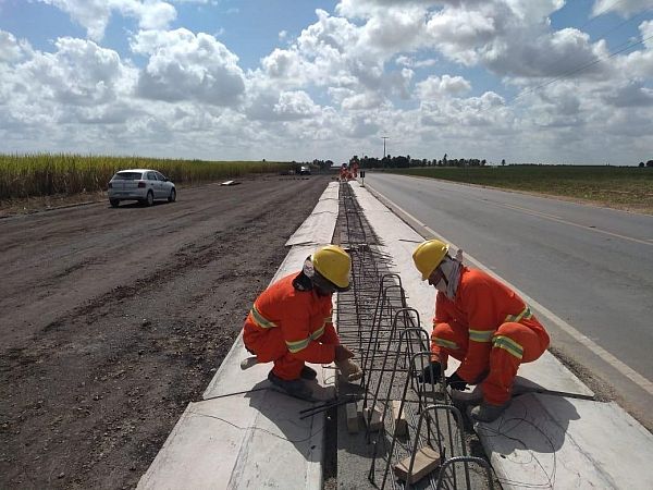 Trecho da obra conta com 32 quilômetros de duplicação entre os municípios de Campo Alegre e Arapiraca