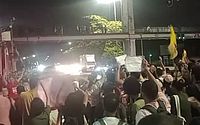 Estudantes da UFAL bloqueiam via em protesto contra mudanças nas linhas de ônibus