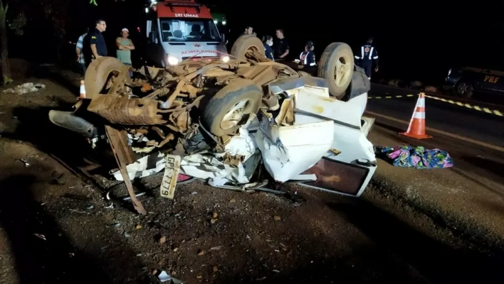 Cinco pessoas da mesma família morreram no acidente ocorrido BR-452, em Goiatuba