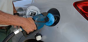 Gasolina chega a R$ 10, mas etanol é vantajoso em apenas dois estados 