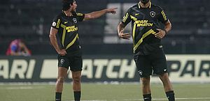 Diego Costa diz que faltou humildade ao Botafogo: 'Deixar ego de lado'