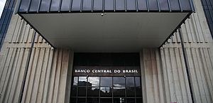 Banco Central suspende consulta aos R$ 8 bilhões esquecidos