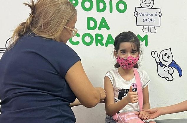 Vacina contra a dengue segue disponível em unidades de saúde da capital