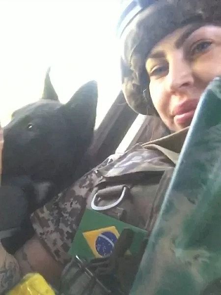 Thalita do Valle, que morreu na guerra da Ucrânia, atuava em uma ONG em defesa dos animais