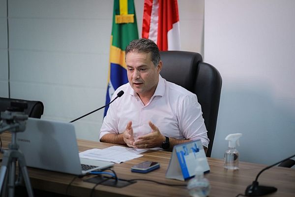 Renan Filho, participou da primeira reunião entre governadores e o ministro da Saúde, Marcelo Queiroga, para tratar do cronograma de entrega das doses contra a Covid-19 já adquiridas para a aceleração do Plano Nacional de Imunização
