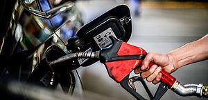 Influenciada pela gasolina, inflação tem queda de 0,68% em julho