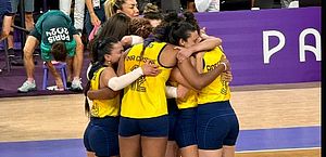 Brasil supera Turquia e conquista bronze no vôlei feminino em Paris