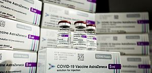 AstraZeneca para de fabricar e distribuir vacina contra a Covid; entenda