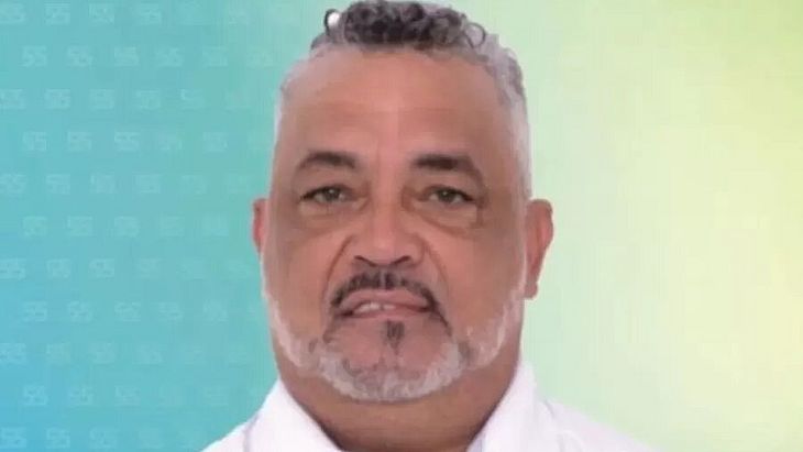 Renato Rosa, conhecido como Fenômeno, morreu aos 56 anos… - Veja mais em https://noticias.uol.com.br/eleicoes/2024/10/07/suplente-vereador-eleicao-assassinado-es.htm?cmpid=copiaecola