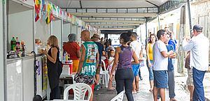 Comerciantes dos Flexais participam de feira na Praça Multieventos