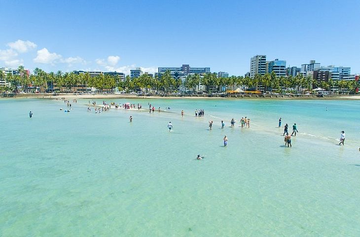 Imagem da praia de Maceió