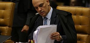 Alexandre de Moraes determina depoimento presencial do presidente Bolsonaro 