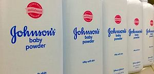 Johnson & Johnson encerra venda de talco infantil após casos de câncer